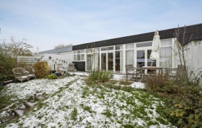 2 Bedroom Cozy Home In Tisvildeleje